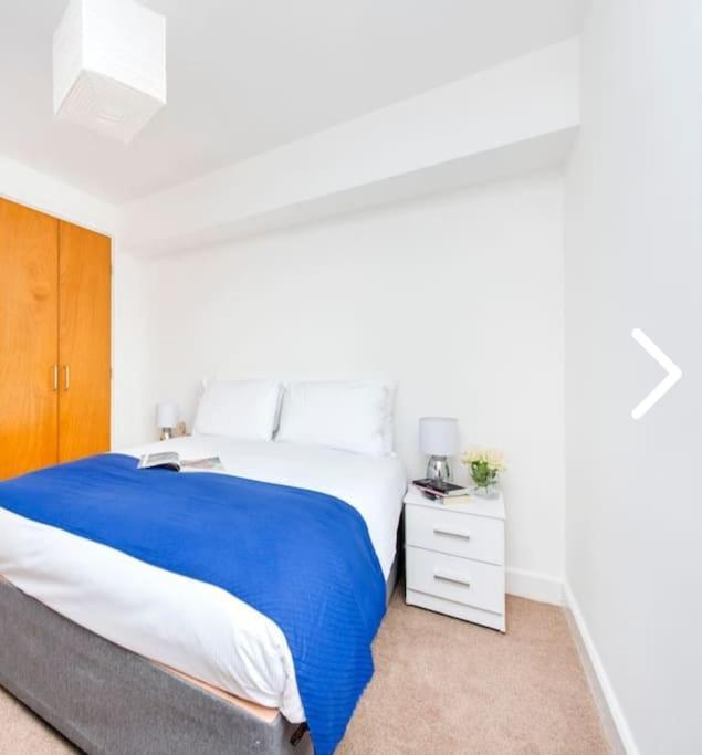 Bright, Nice Interior, Close To The City, 2 Bedroom Apartment Londres Extérieur photo