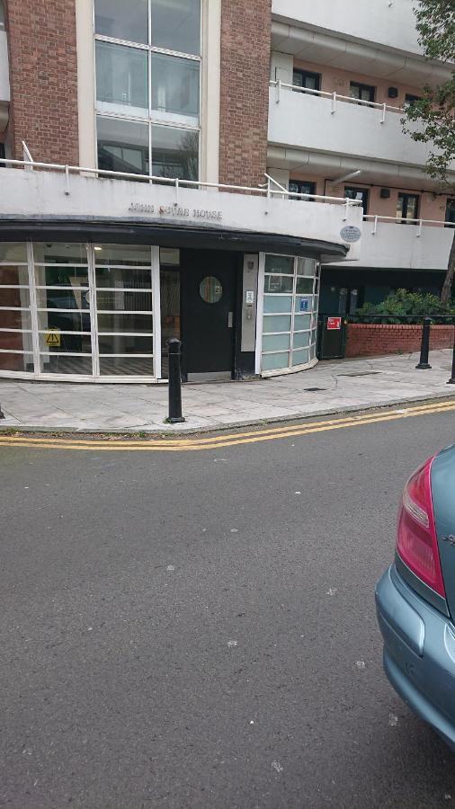 Bright, Nice Interior, Close To The City, 2 Bedroom Apartment Londres Extérieur photo